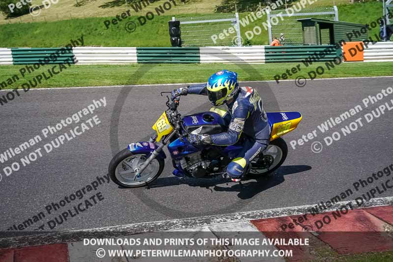 cadwell no limits trackday;cadwell park;cadwell park photographs;cadwell trackday photographs;enduro digital images;event digital images;eventdigitalimages;no limits trackdays;peter wileman photography;racing digital images;trackday digital images;trackday photos